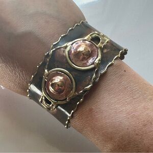 Vintage VTG 80s brutalist statement metal cuff bracelet copper gold brass tones